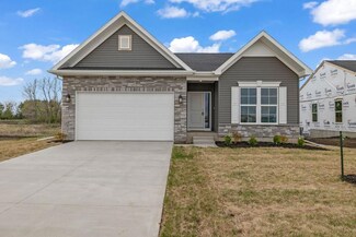 145 NW Rolling Cir, Waukee, IA 50236