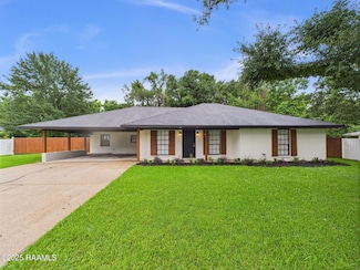 513 Pecan St, Saint Martinville, LA 70582