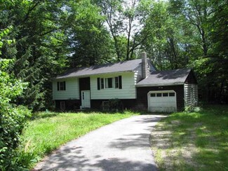 533 Post Rd, Bowdoinham, ME 04008