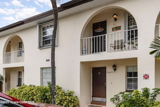 1047 Small Ct Unit 39, Indian Harbour Beach, FL 32937