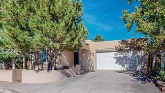821 Osito Place, Santa Fe, NM 87505