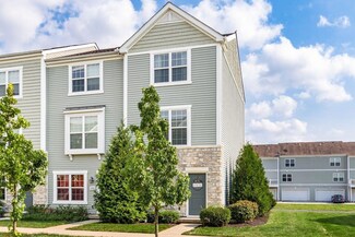 5911 Winberry Creek Dr, Dublin, OH 43016
