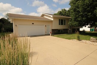 1509 17th St, Milford, IA 51351
