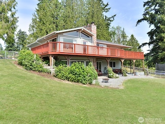 31615 44th Ave E, Eatonville, WA 98328