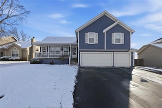 1333 SE 12th Terrace, Lees Summit, MO 64081