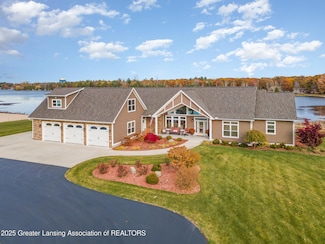 7270 Shoreview Dr, Oscoda, MI 48750