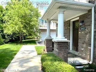 1061 N Sherman Dr Unit D, Royal Oak, MI 48067