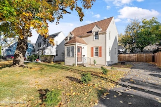 17 Victor St, Albany, NY 12206