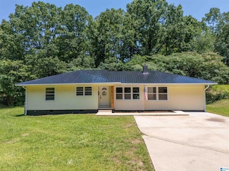 601 Parker Blvd, Weaver, AL 36277