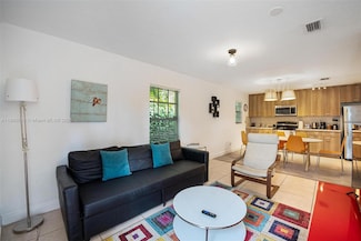 252 NW 40th St Unit B, Miami, FL 33127