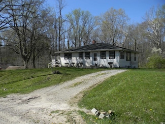 1137 Bucklew Rd, Spencer, IN 47460
