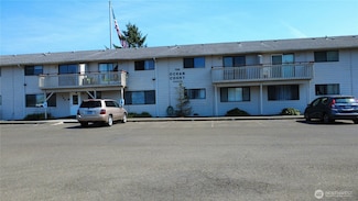 766 Ocean Ct NW Unit 206, Ocean Shores, WA 98569
