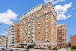 144 N Dithridge St Unit 509, Pittsburgh, PA 15213