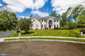 56 Thackery Ct, Sewell, NJ 08080