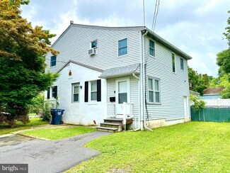 712 Pennsylvania Ave, Wallingford, PA 19086
