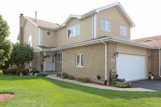 8443 Dunmore Dr, Tinley Park, IL 60487