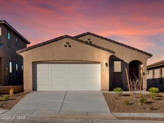 880 W Calle Las Varitas, Sahuarita, AZ 85629