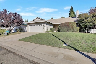 1175 E 22nd St, Marysville, CA 95901