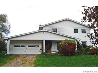 2583 Craig Rd, Piffard, NY 14533
