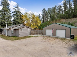 708 Wright Dr, Custer, SD 57730