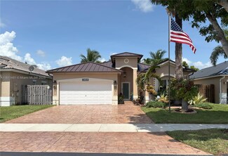 13858 SW 155th Ct, Miami, FL 33196