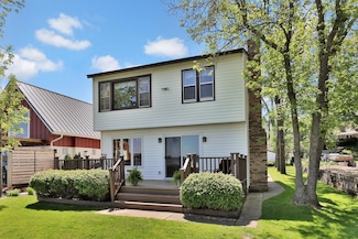 1379 7th Ave SE, Forest Lake, MN 55025