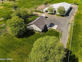 131 Latigo Ln, Yakima, WA 98901
