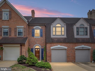 6311 Chaucer Ln, Alexandria, VA 22304