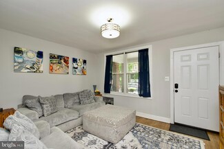1702 Lang Place NE, Washington, DC 20002