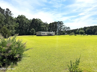 1430 Cooper Hill Rd, Windsor, NC 27983