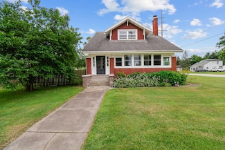 1157 Woodlawn Ave, Chesterton, IN 46304