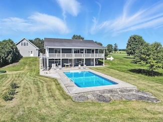 5783 Goodrich Corner Rd, Vergennes, VT 05491