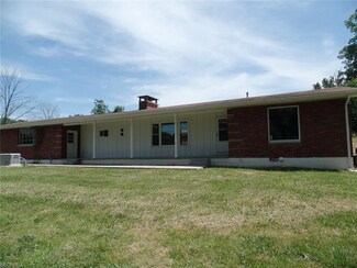 7269 Old Saint Marys Pike, Waverly, WV 26184