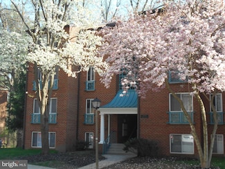 11839 Shire Ct Unit 11B, Reston, VA 20191