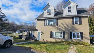479 Golf Dr, Canadensis, PA 18325