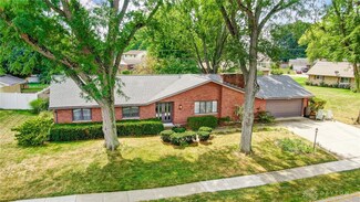 2118 Springmill Rd, Dayton, OH 45440