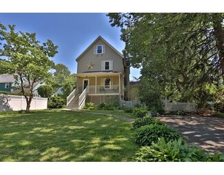 85 Heywood Ave, Melrose, MA 02176