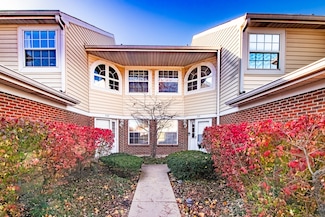 737 W Happfield Dr, Arlington Heights, IL 60004