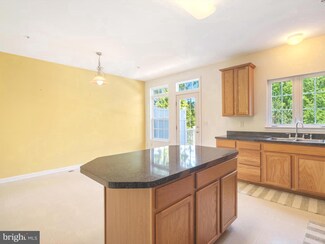 300 Dixon St Unit 504, Easton, MD 21601