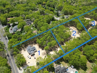 122 Dayton Ave, Manorville, NY 11949