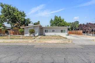 889 E 23rd St, Merced, CA 95340