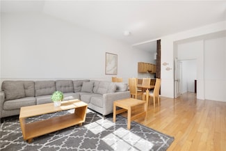 83 Mill St Unit 3, Newport, RI 02840