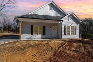 126 Kramer Ave, Winston-Salem, NC 27106