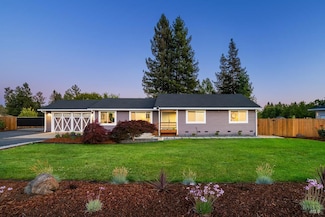 1728 William Dr, Penngrove, CA 94951