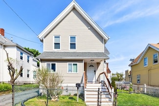16 Hazelwood St, Malden, MA 02148