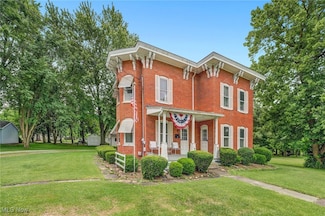 631 W Herrick Ave, Wellington, OH 44090
