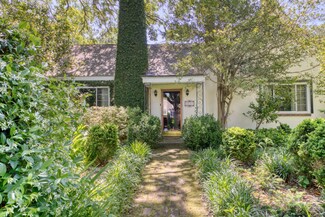 2137 Wappoo Dr, Charleston, SC 29412