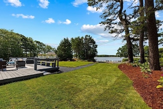 20 Robin Rd, West Yarmouth, MA 02673