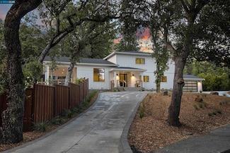 1190 Upper Happy Valley Rd, Lafayette, CA 94549