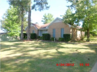 805 W County Line Rd, Jackson, MS 39213